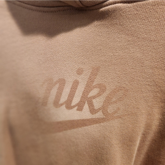 NWOT Nike Hoodie - Picture 7 of 7
